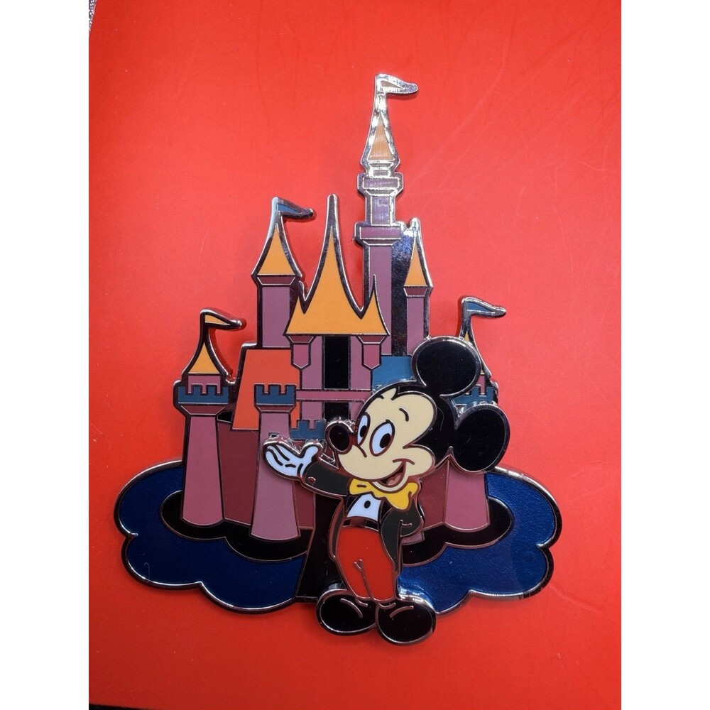 Disneyland Resort 2025 Niftie Fifties Mickey Mouse Castle Pin LE 500